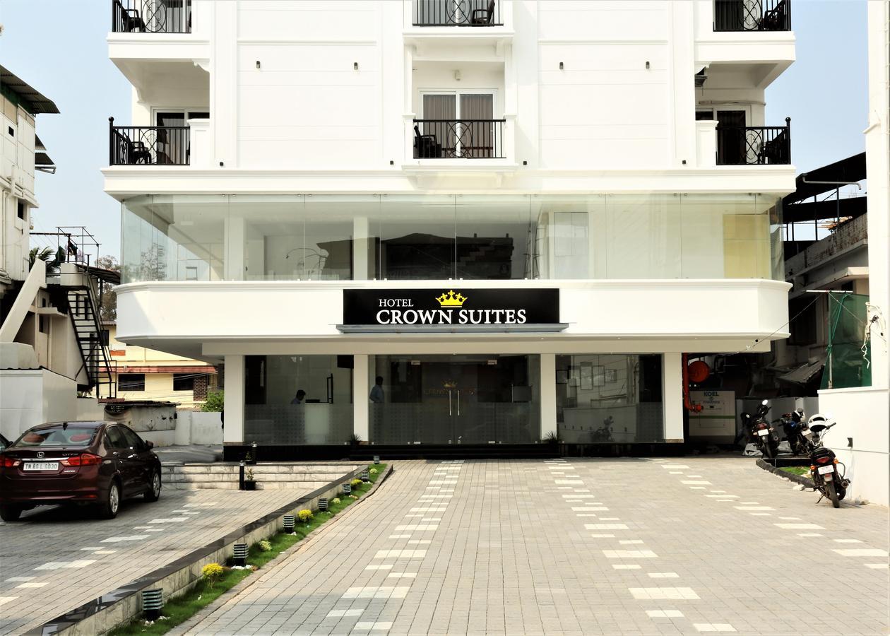 Hotel Crown 3*