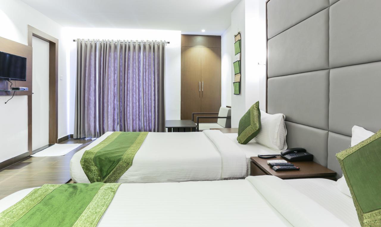 Hotel Crown 3*