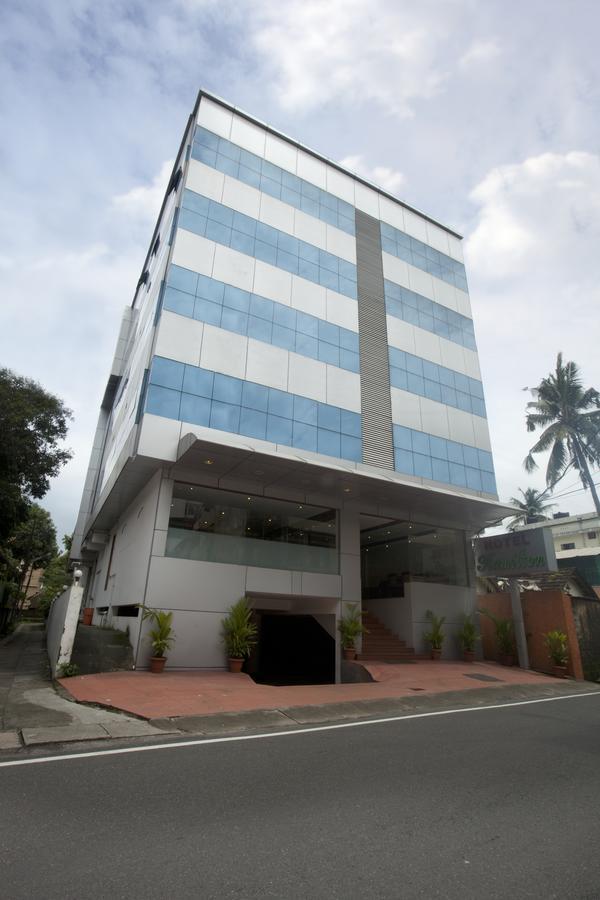 Diwans Court Hotel Kochi