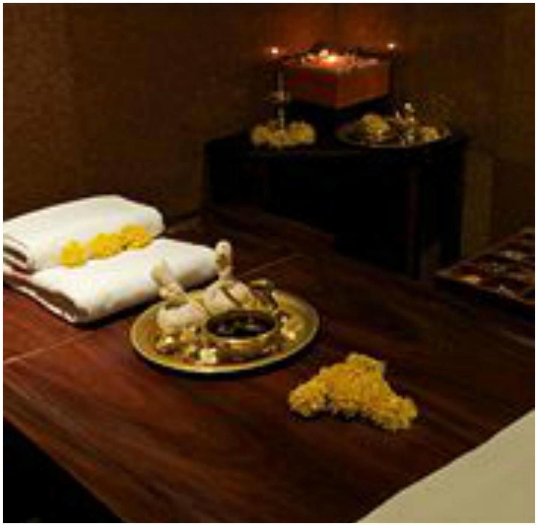 Vivanta Ernakulam, Marine Drive Hotel