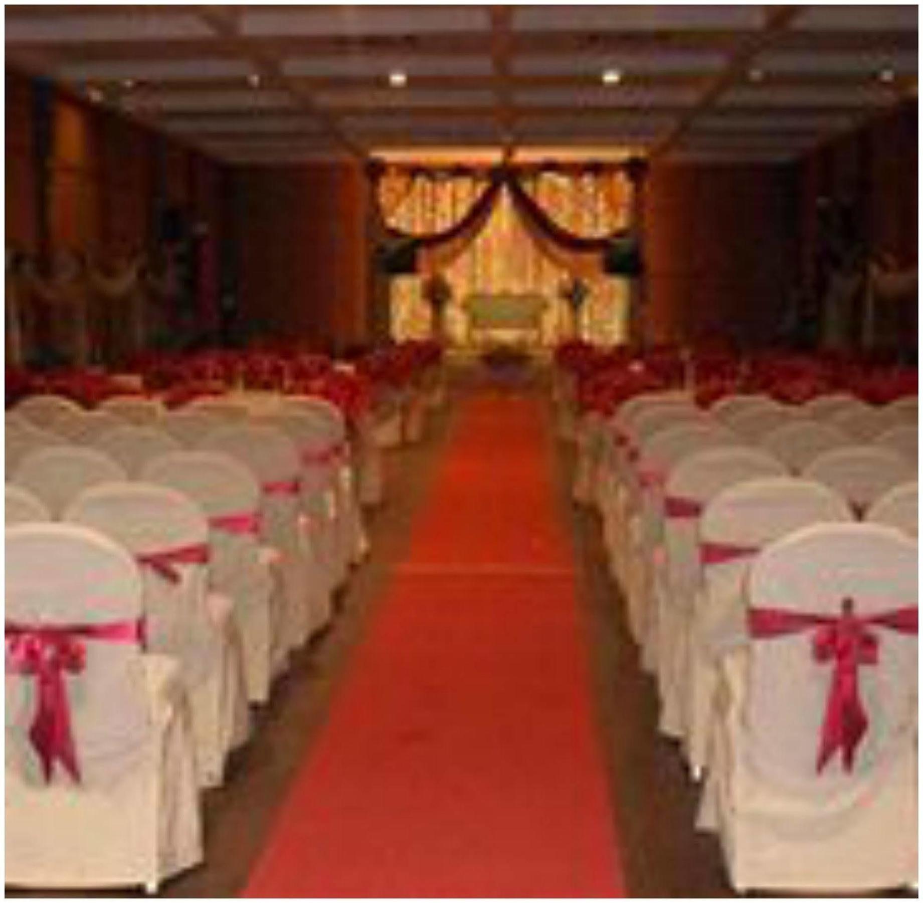 Vivanta Ernakulam, Marine Drive Kochi