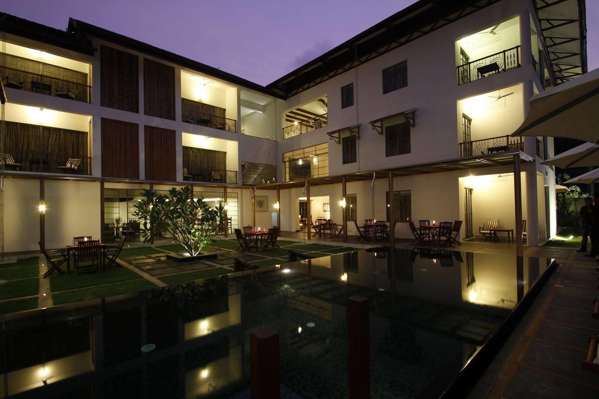 Hotel Eighth Bastion - A Cgh Earth Experience