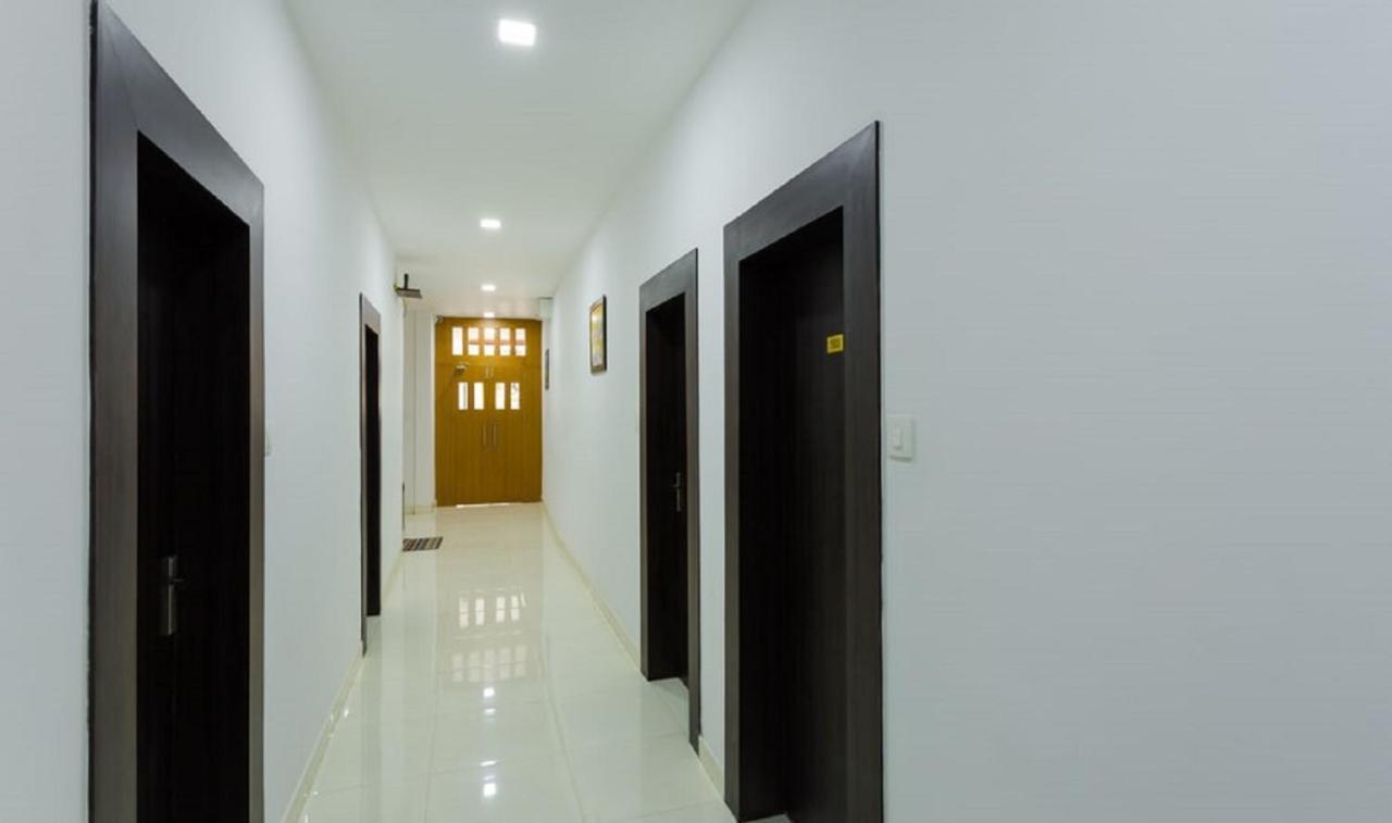 Crown Hotel Kochi