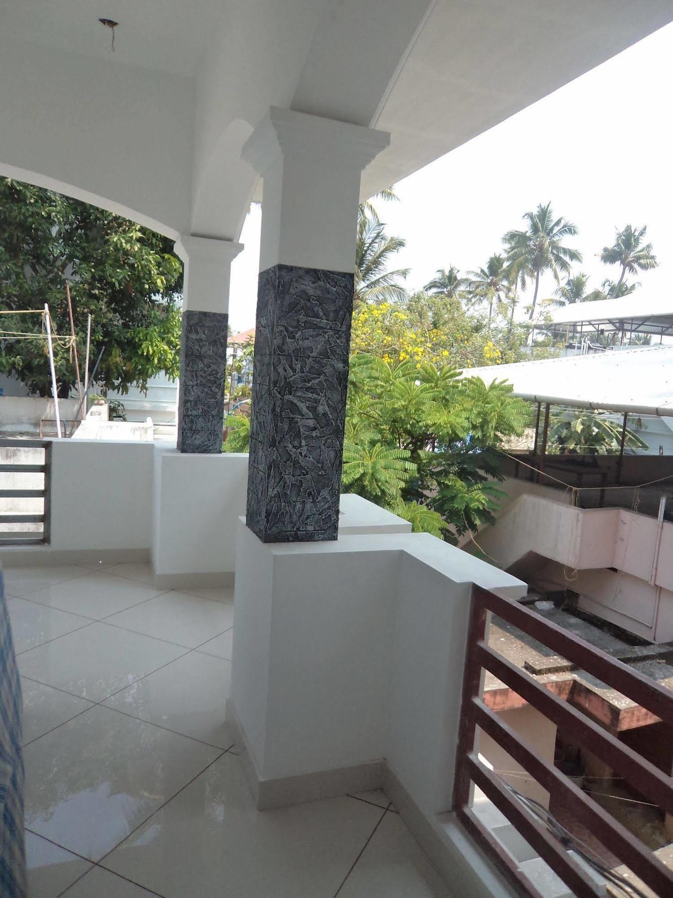Hotel The Nest Kochi