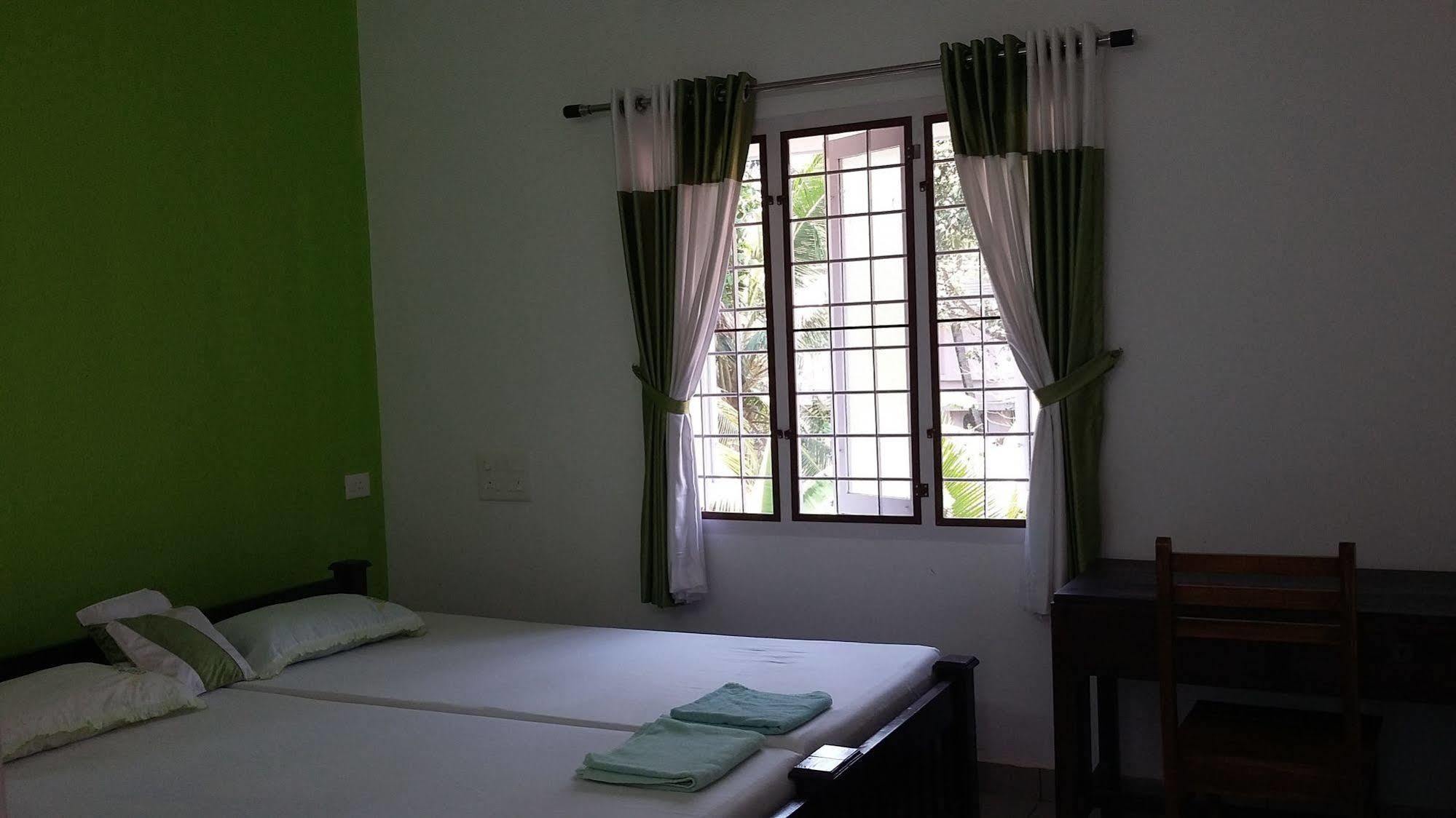 Hotel The Nest Kochi