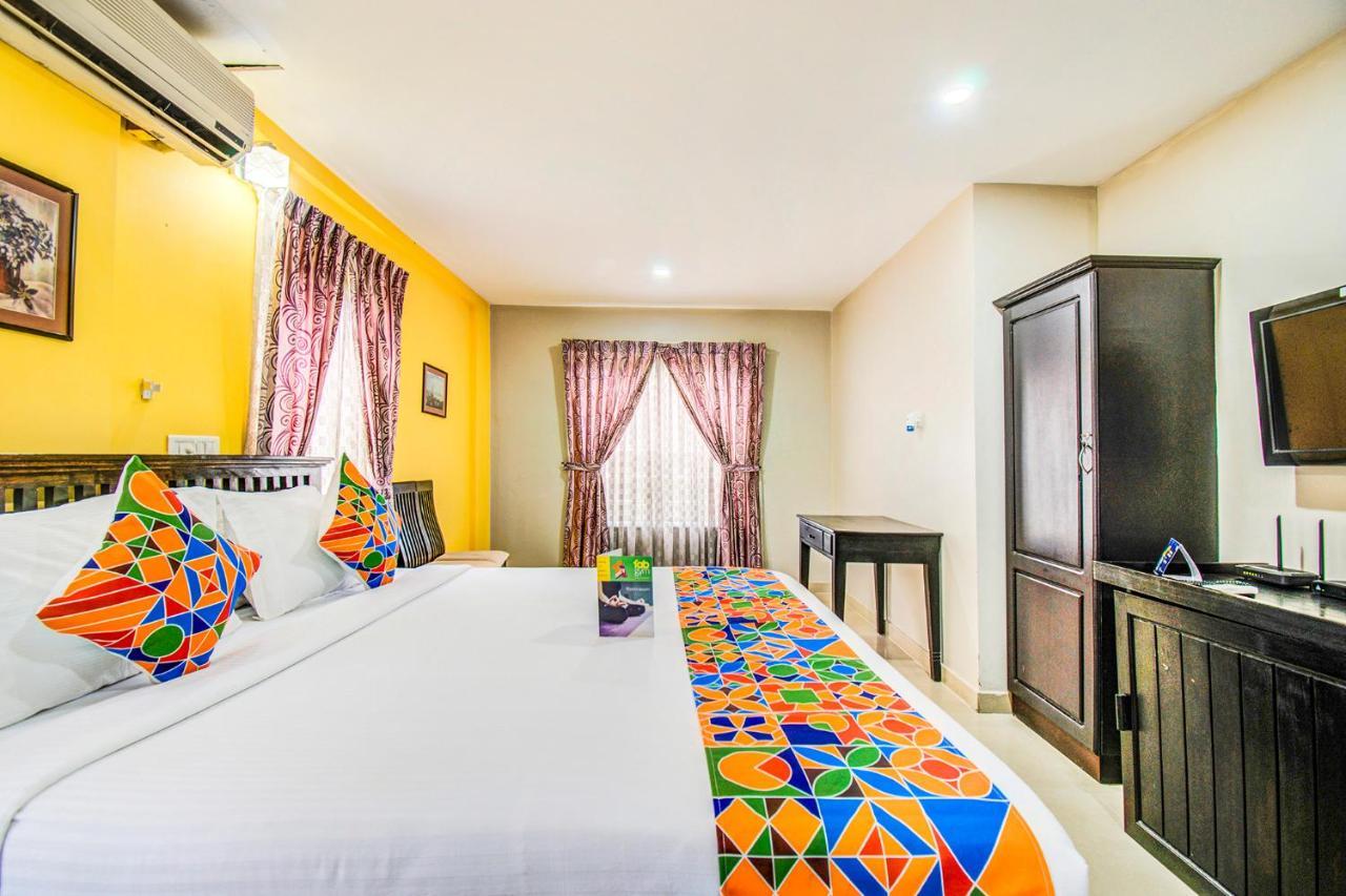 Hotel Oyo 28601 Og'S Kanthari