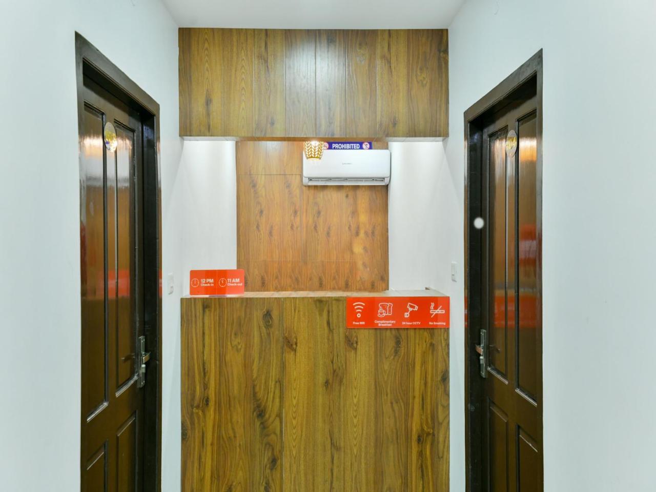 Hotel Oyo 16605 Royal Front Kochi