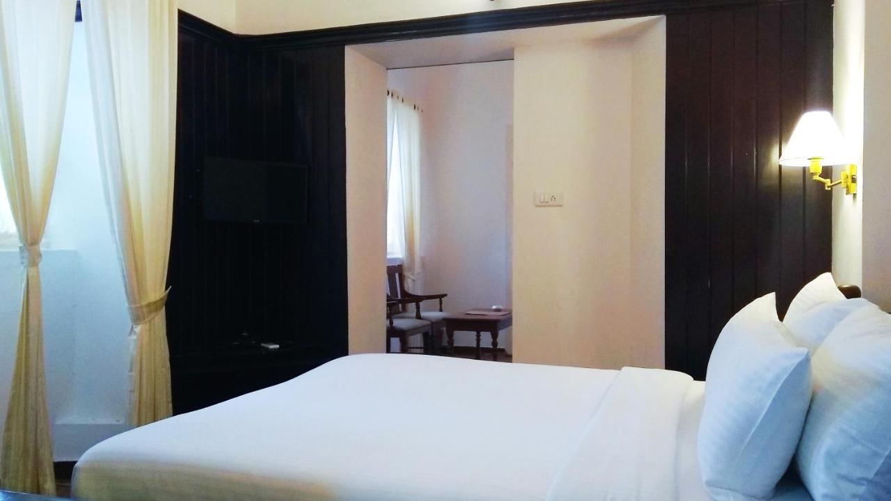 Hotel Dutch 4*