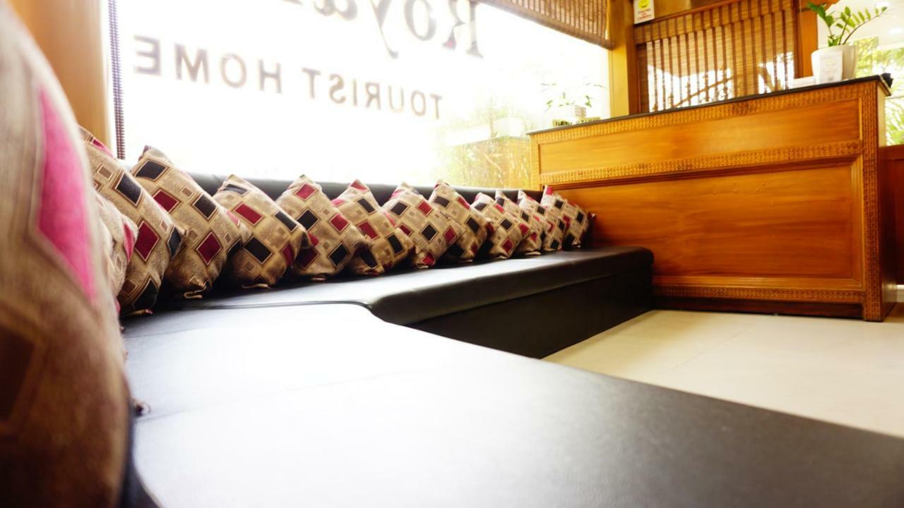 Thayamkery's Royal Hotel 2*