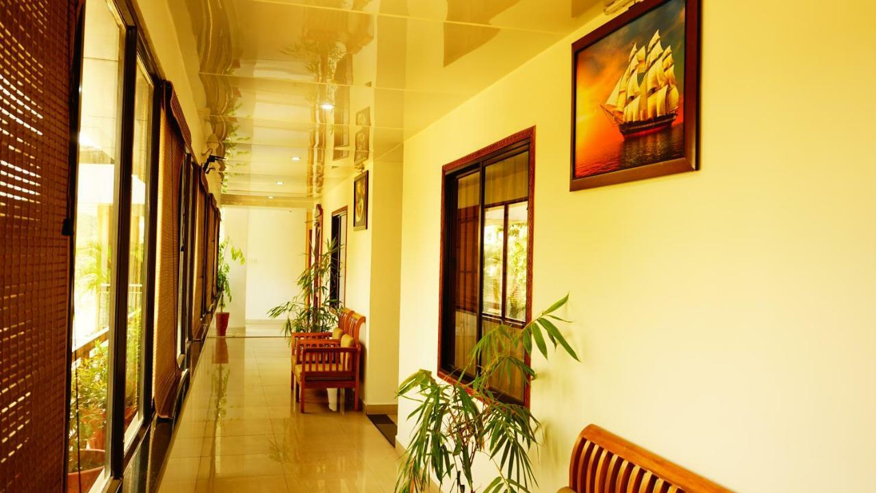 Thayamkery's Royal