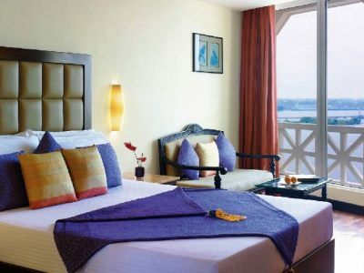 Vivanta Ernakulam, Marine Drive Hotel 5*