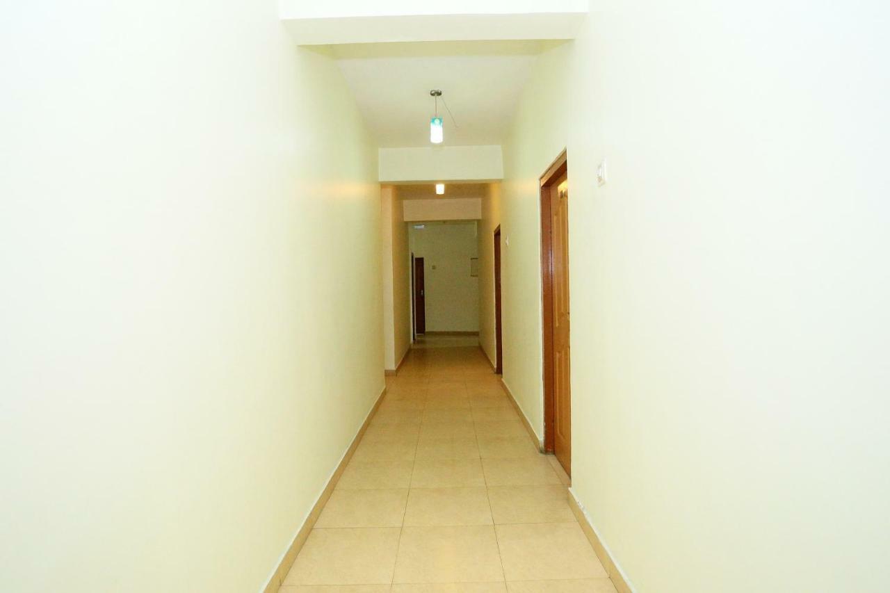 Oyo 39853 Manna Residency Hotel