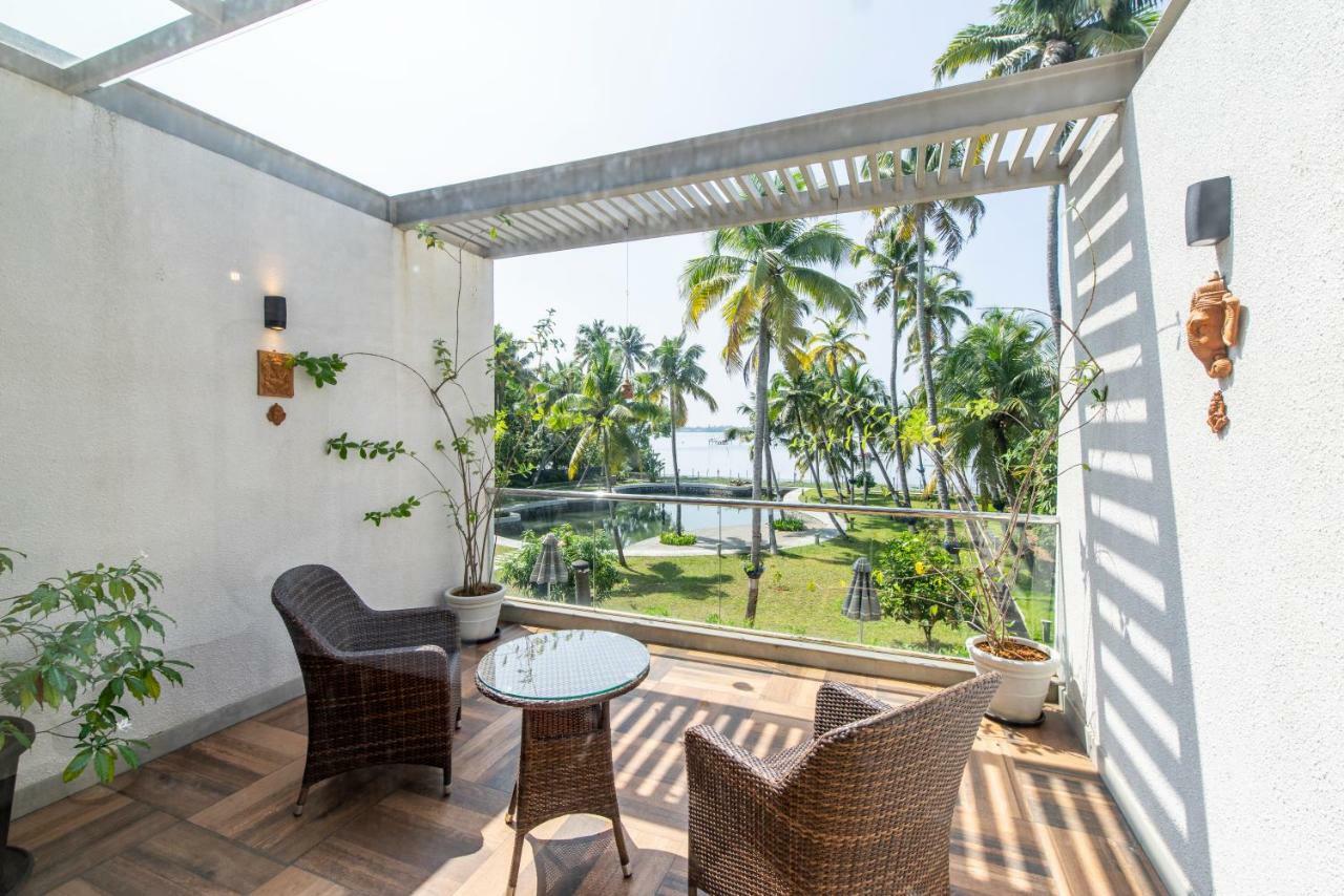 Ama & Trails Sherlys Ente Kumbalanghi, Villa