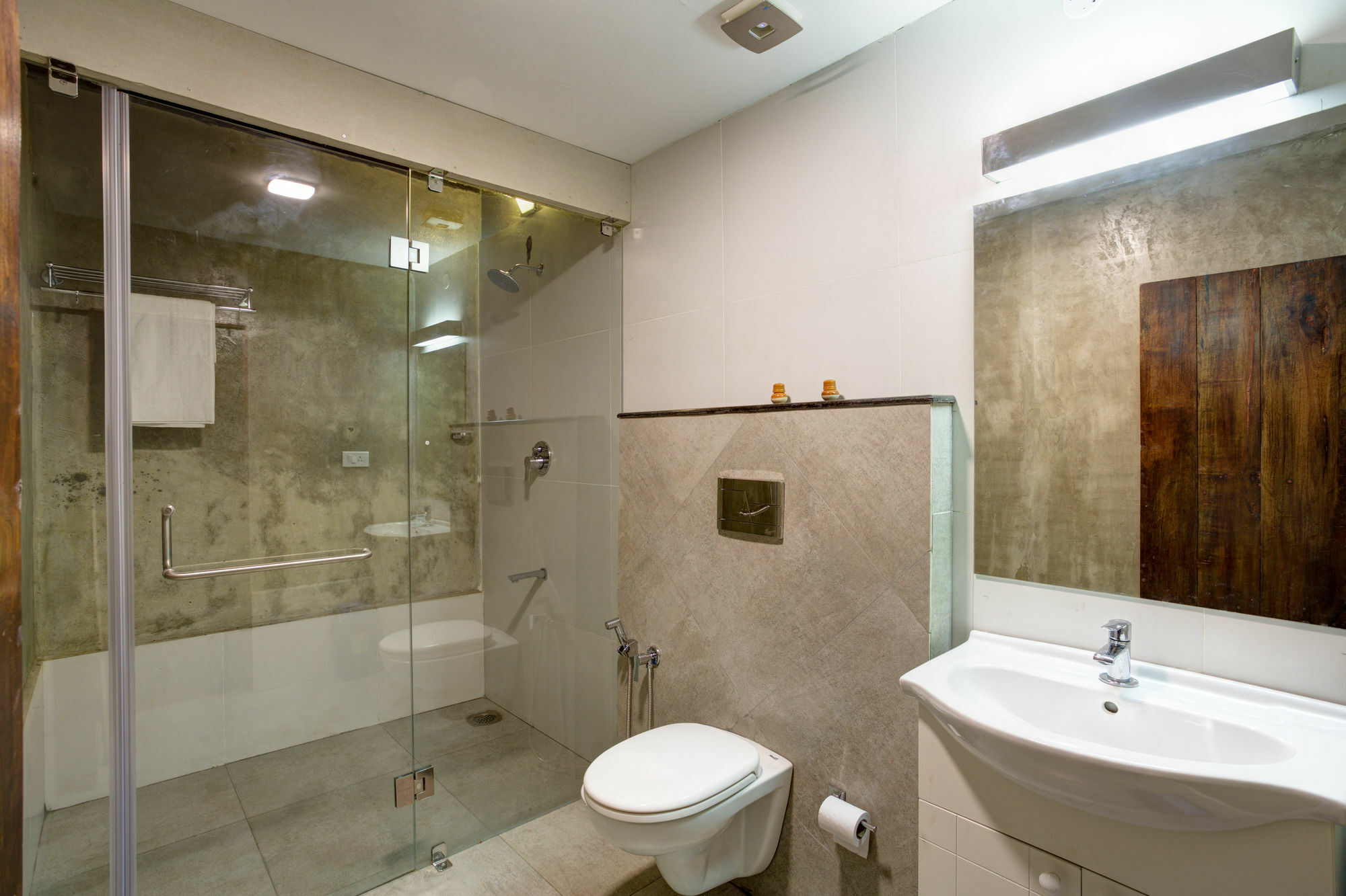 Lodge Niyati - Boutique *