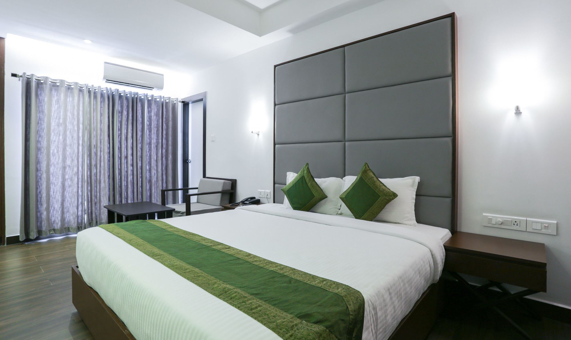 Crown Hotel