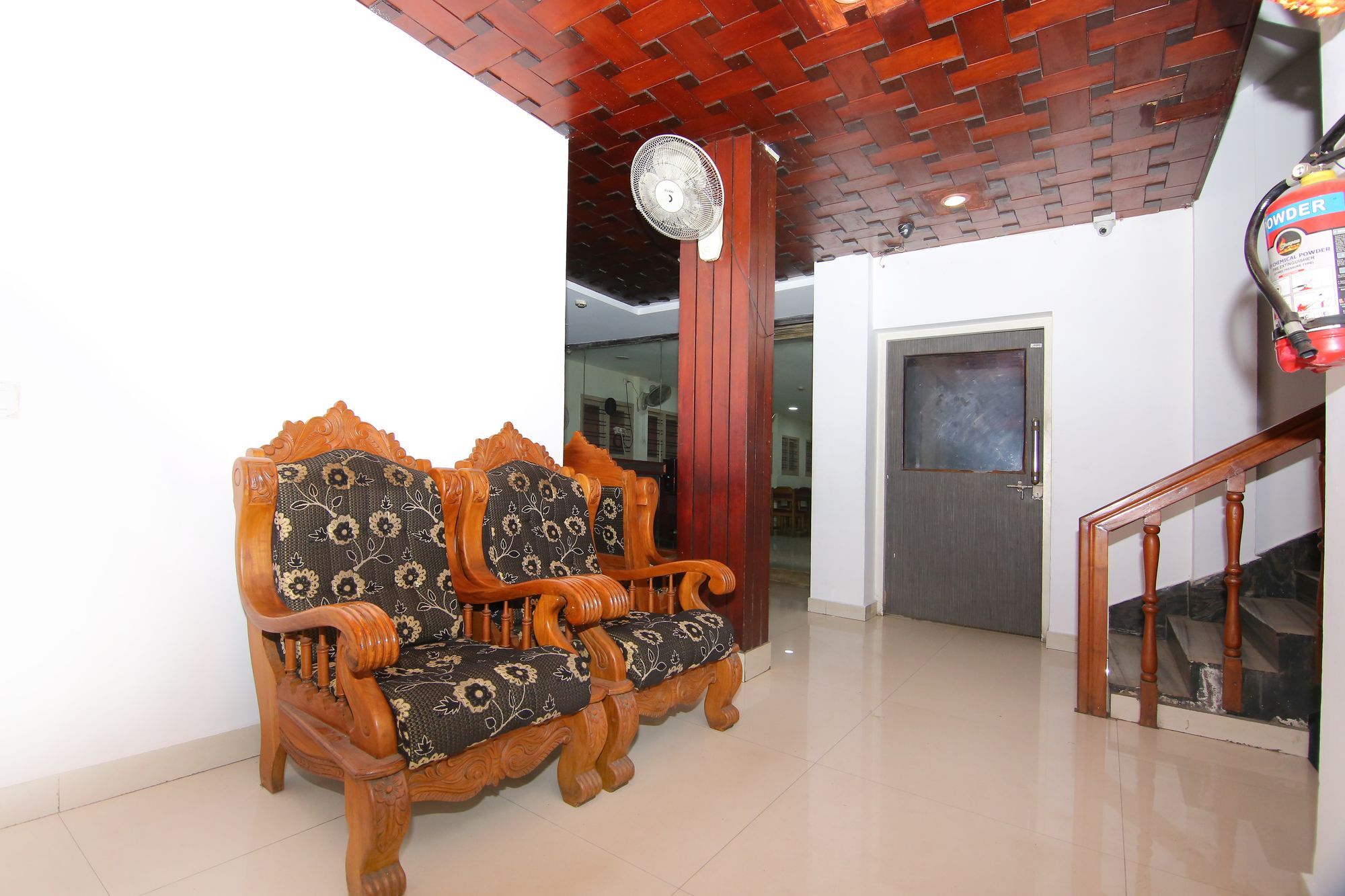Oyo 6712 Malabar House