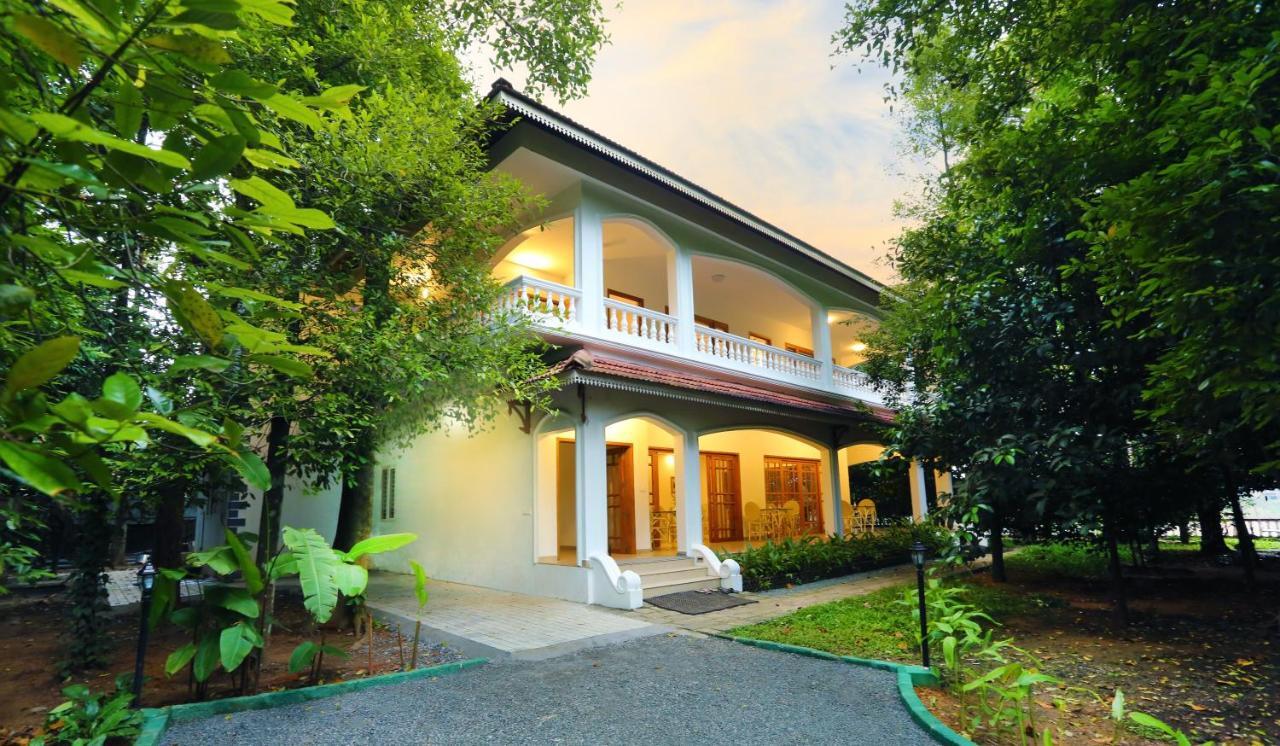 Once Upon The River, Aluva - Near Cochin International Airport 4*