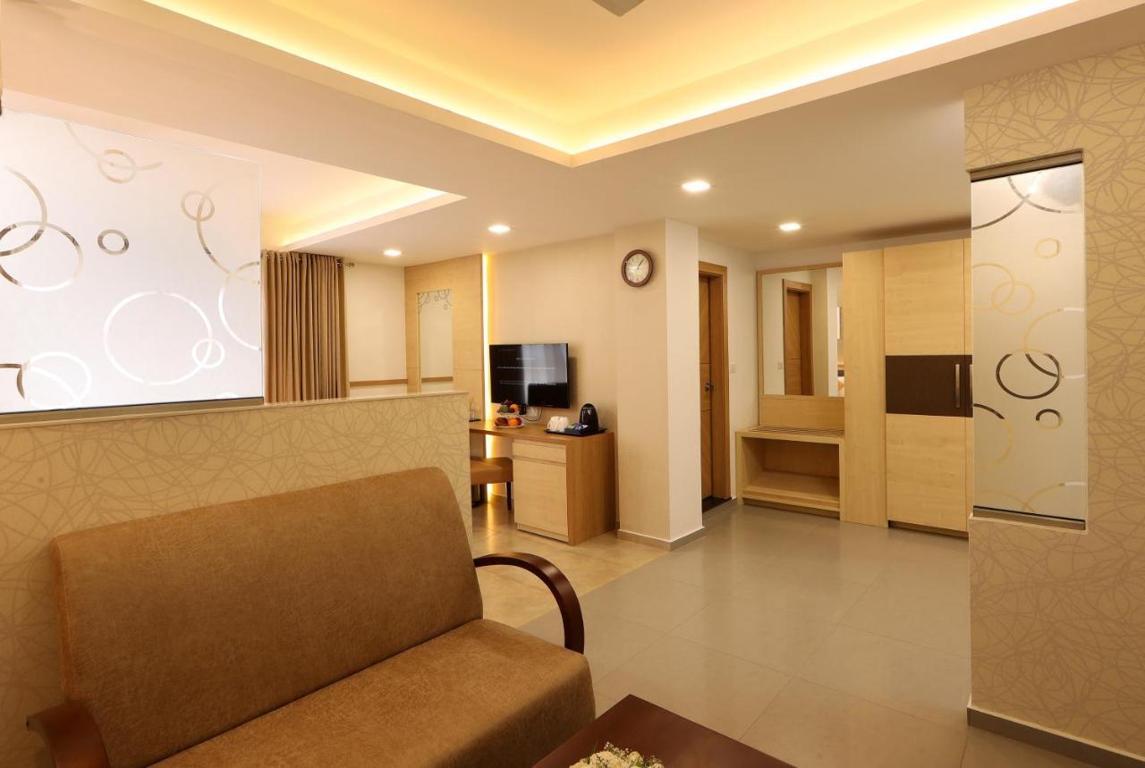 Hotel Flora Charishma Residency Aluva Kochi