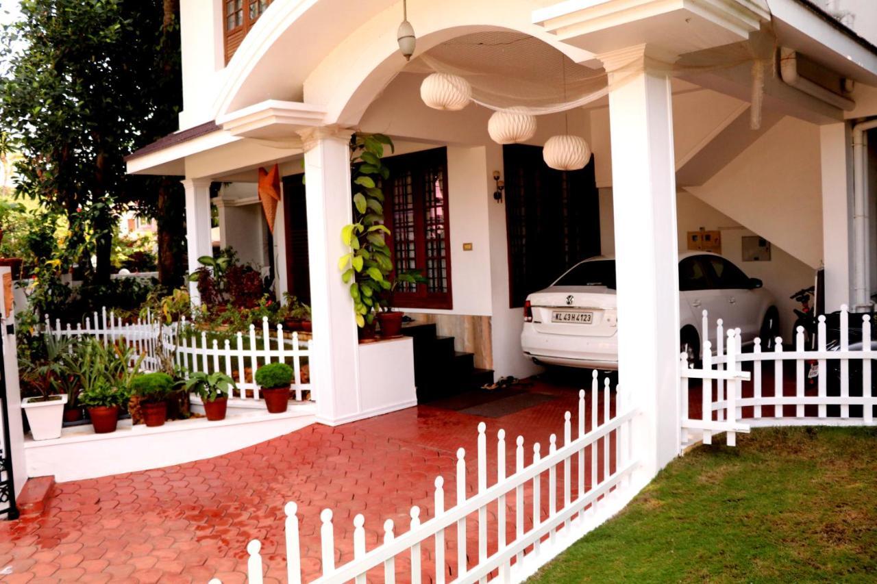 Homested * Kochi
