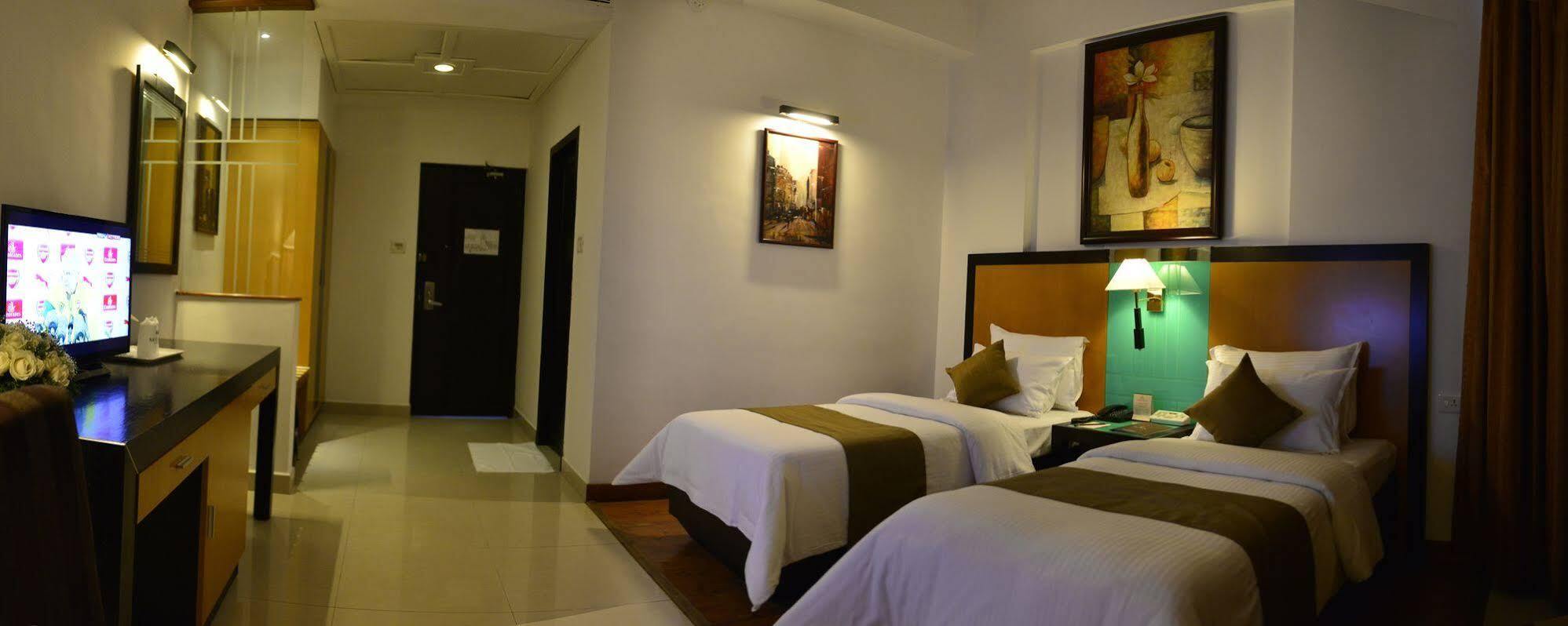 The Mercy Luxury Business 4*