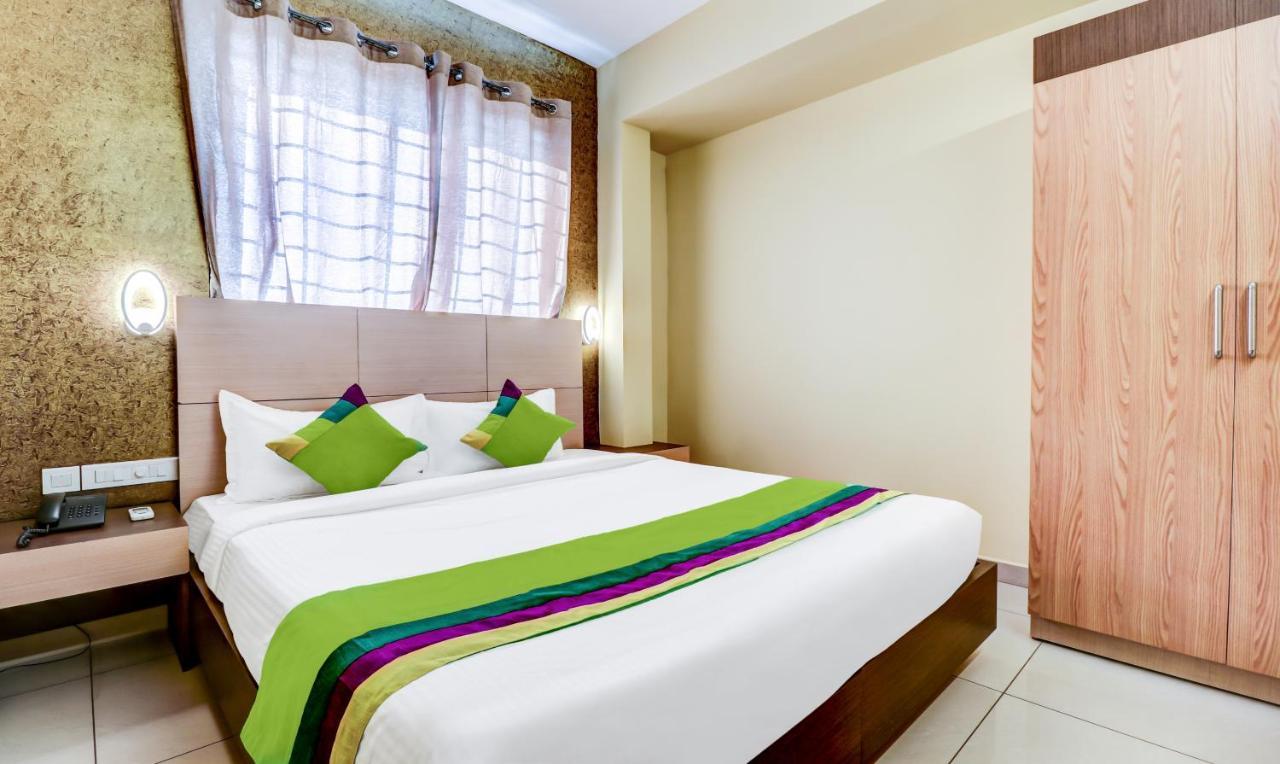 Hotel Treebo Petals Kochi