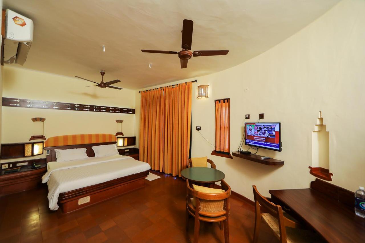 Bth Sarovaram 3* Kochi