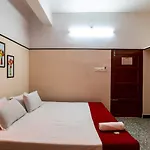 Anadiyil Leelakrishna Inn