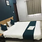 Empire Grande Suites