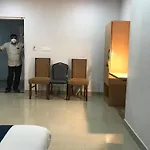 Empire Grande Suites