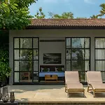 976 Panangad