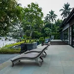 976 Panangad