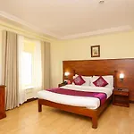 Oyo 10719 Mermaid Hotel