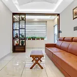 Treebo Pushpak Service Apartment