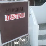 Jestine Homestay