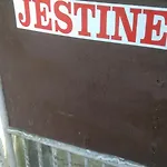 Jestine Homestay