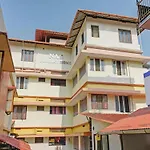 Oyo Nas Tourist Home