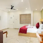 Esaa Airport Hotel