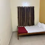 Mukalel Tourist Home