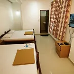 Metropolitan Serviced Villa