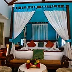 Old Lighthouse Bristow Hotel , Fort Kochi