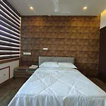 Marina Lounge