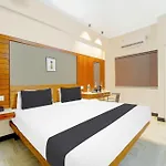 Super Hotel O Broadway Ernakulam