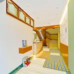 Super Hotel O Broadway Ernakulam