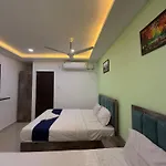 Queens Residency - Kochi