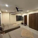 Heres Haut Residency