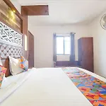 Fabhotel Qube