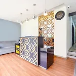 Fabhotel Qube