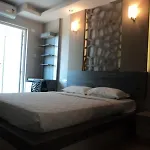 Royal Castle Apartment