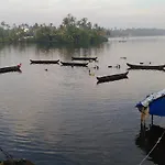 Nila Home Stay