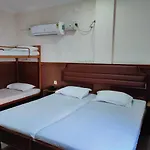 Hotel Maple Regency